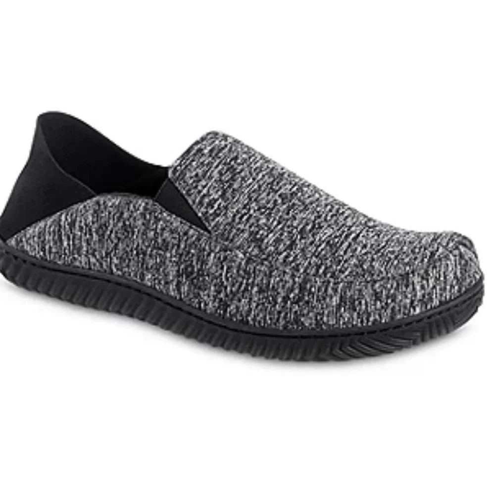 Isotoner Mens Slip-On Slippers new XL 11/12